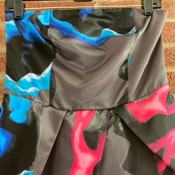 Express dress, size 8. Never worn! - Picture 2 of 6